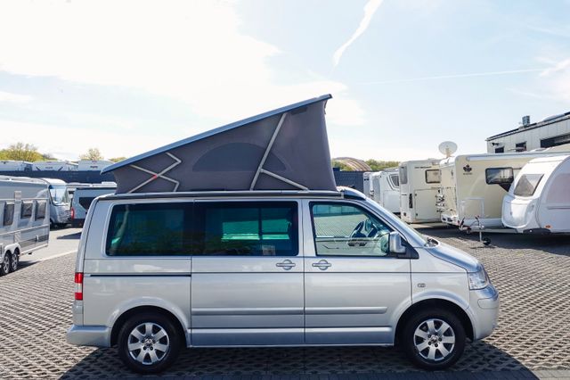 Volkswagen T5 California toit relevable