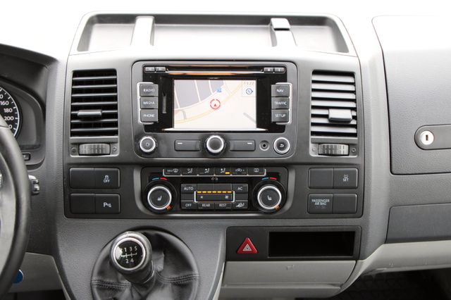 Volkswagen T5 California TDI Beach