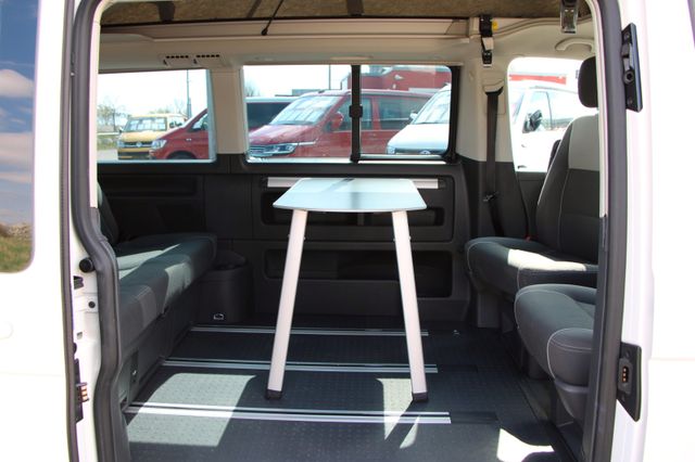 Volkswagen T5 California TDI Beach