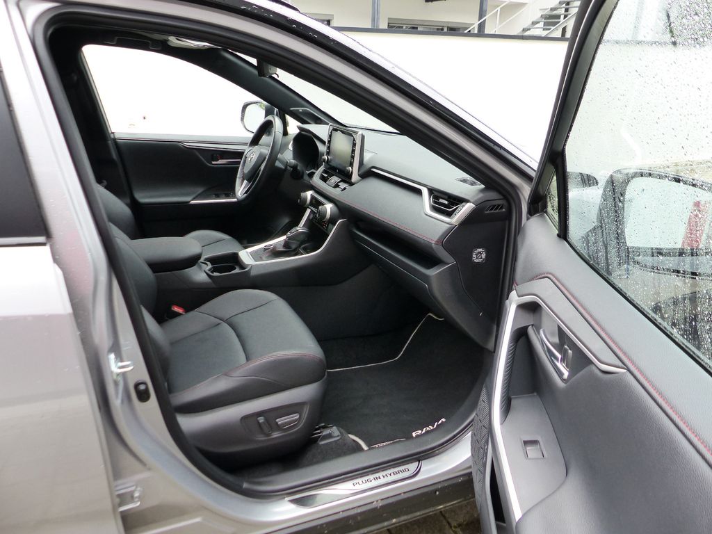 Toyota RAV4 4×4 hybride rechargeable