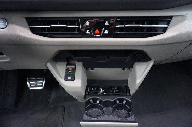 Volkswagen T7 Multivan 1.4 TSI eHybrid