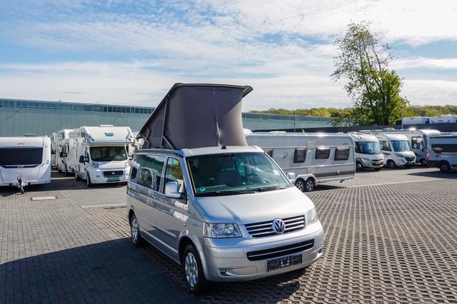 Volkswagen T5 California toit relevable