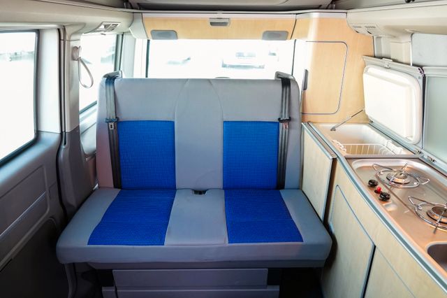 Volkswagen T5 California toit relevable