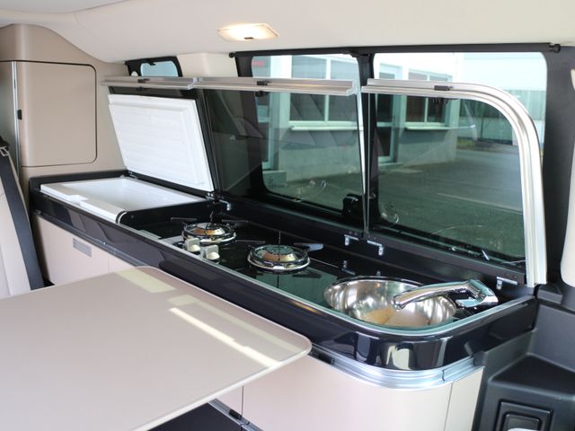 Mercedes-Benz V 220 CDI Marco Polo-1Main