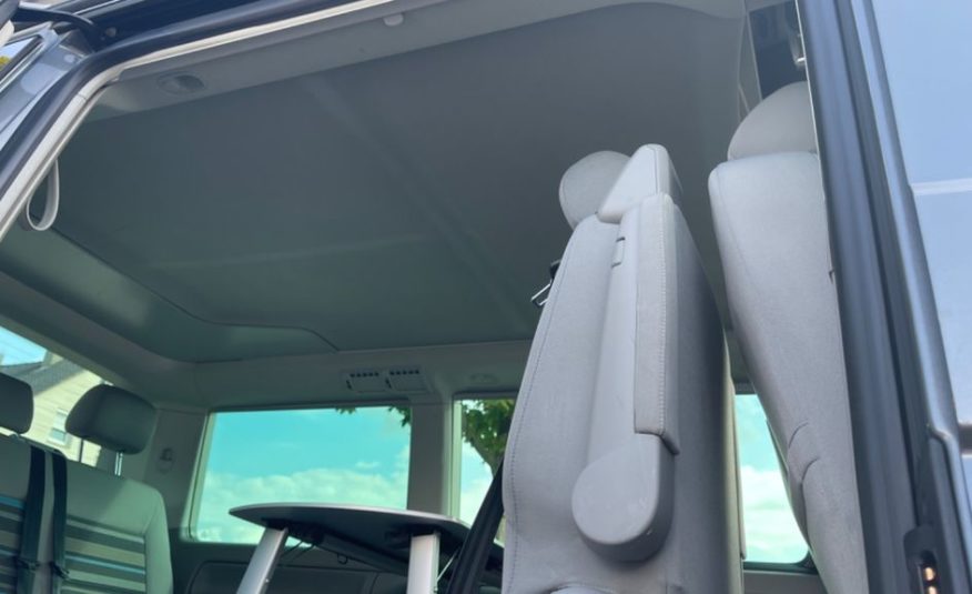Volkswagen T5 California Beach