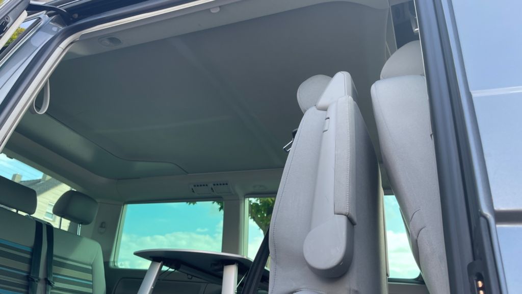 Volkswagen T5 California Beach
