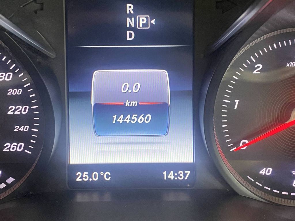 Mercedes-Benz V250d Marco Polo