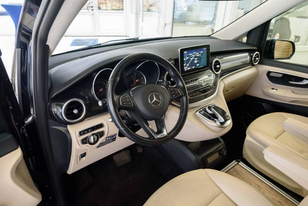 Mercedes-Benz V250d Marco Polo