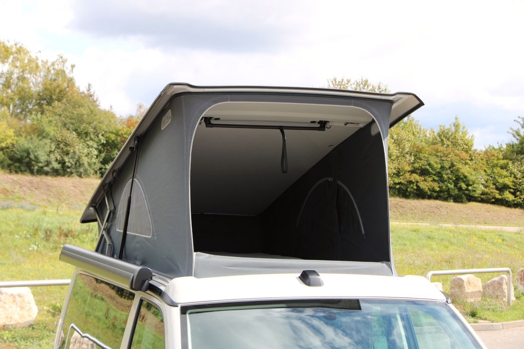 Volkswagen T6.1 California Coast 4Motion