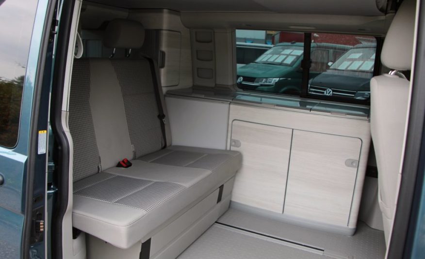 Volkswagen T6 California Coast 4Motion