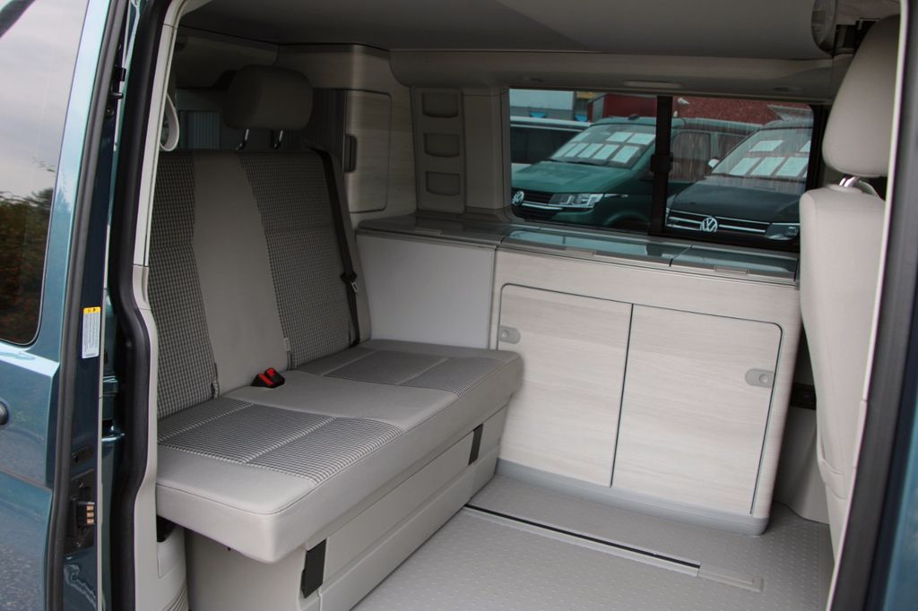 Volkswagen T6 California Coast 4Motion