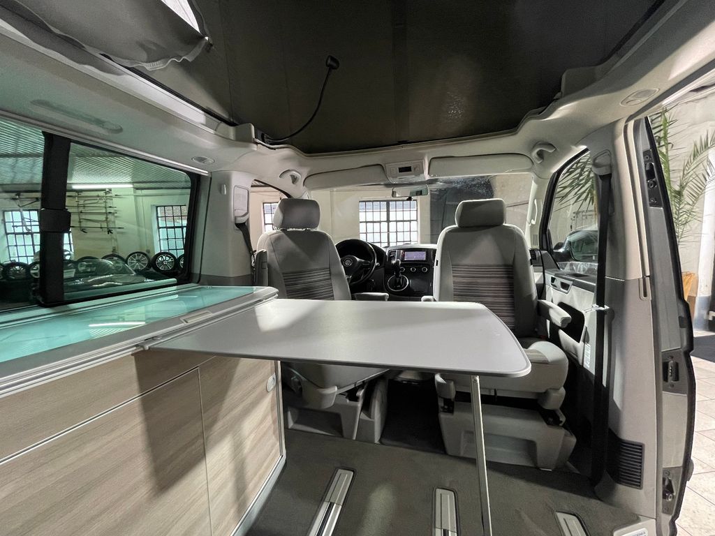 Volkswagen T5 California Confortline 1ère Main