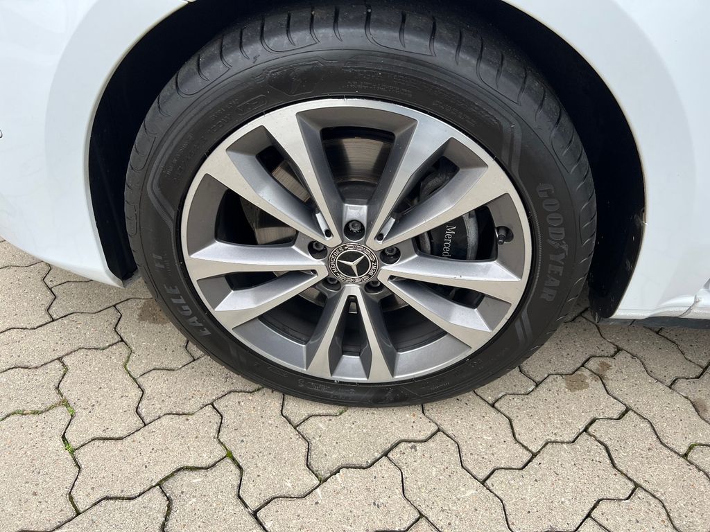 Mercedes-Benz V 250d Marco Polo AHK