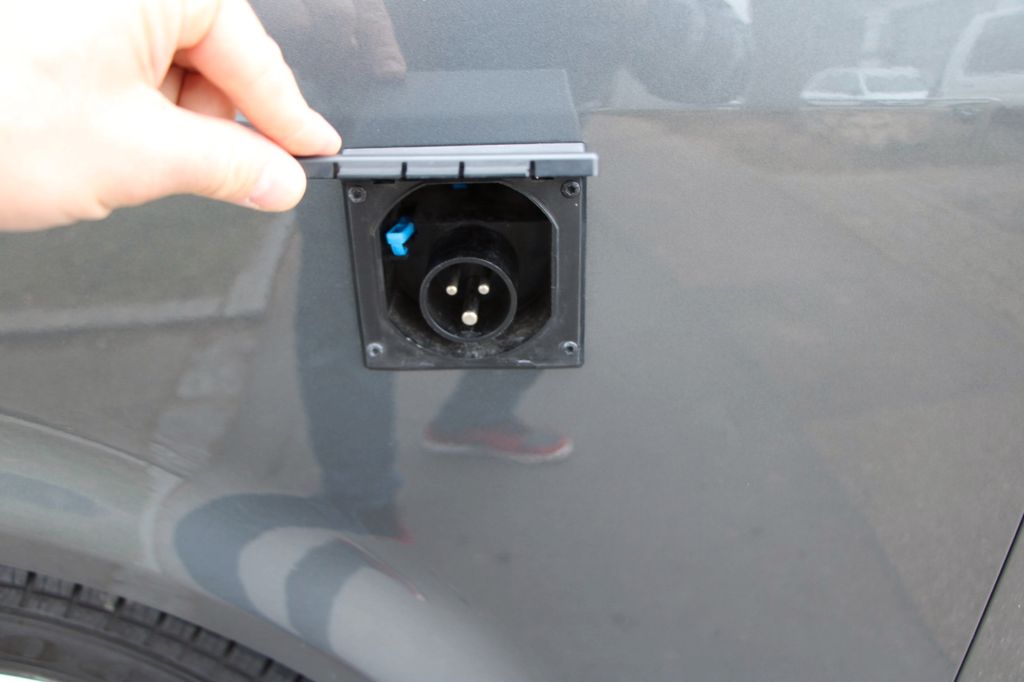 Volkswagen T6.1 California TDI Beach Camper