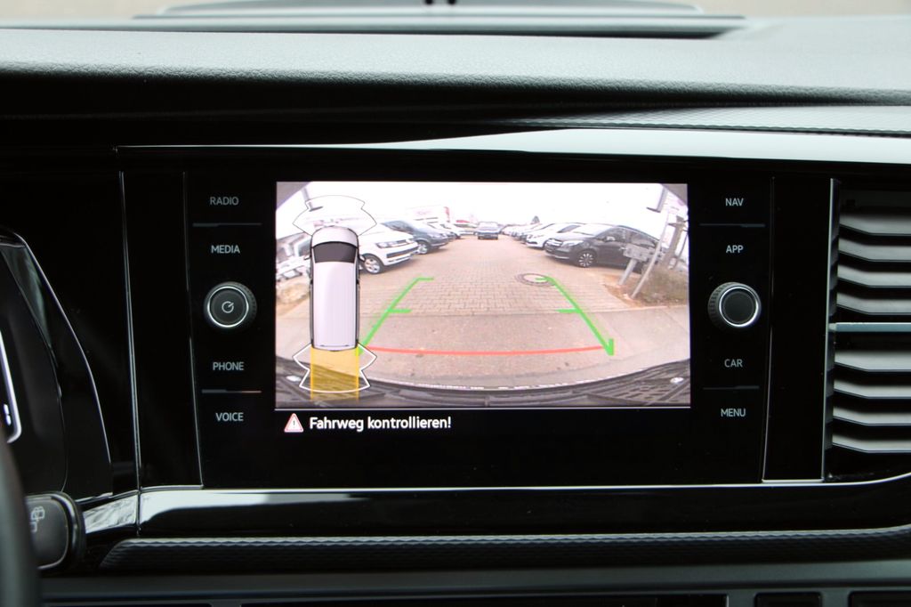 Volkswagen T6.1 California TDI Beach Camper