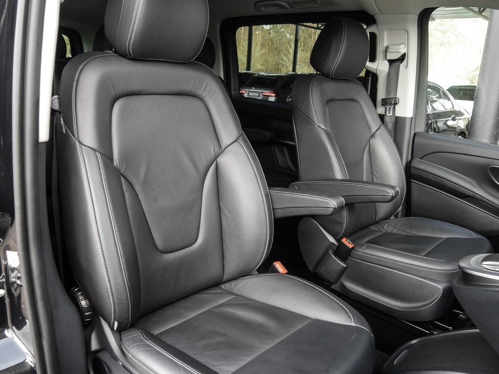 Mercedes-Benz V250 AVG EXTRA LONG 8 PLACES