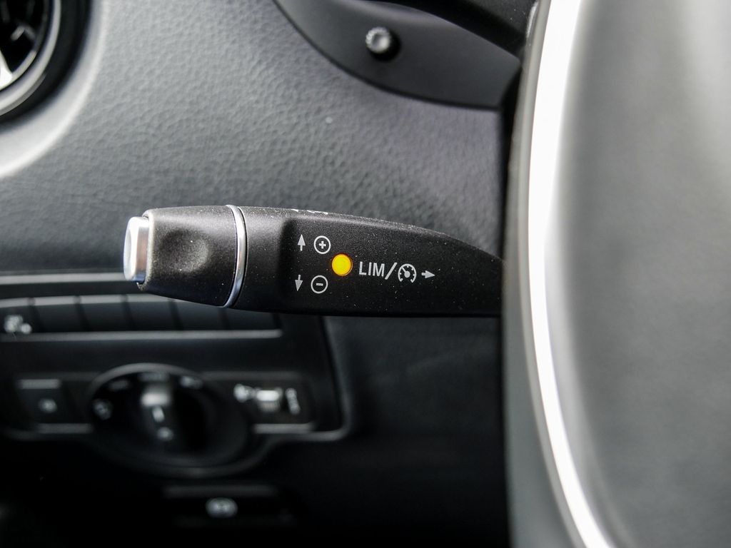 Mercedes-Benz E VITO 112 BOX LONG