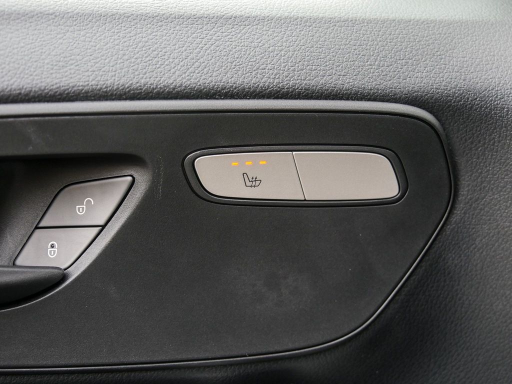 Mercedes-Benz E VITO 112 BOX LONG