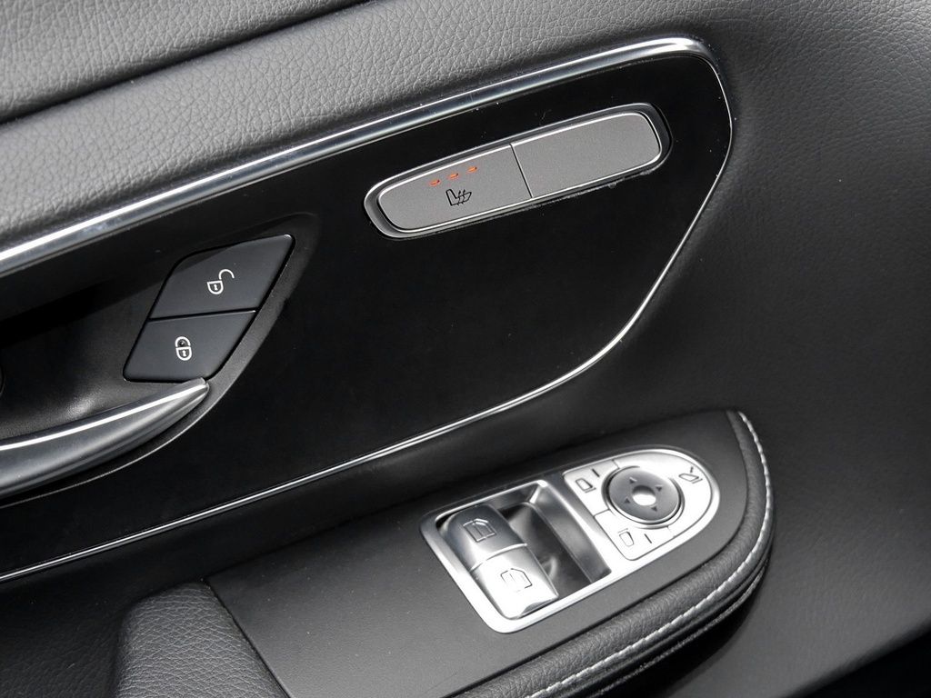 Mercedes-Benz V250 AVG EXTRA LONG 8 PLACES