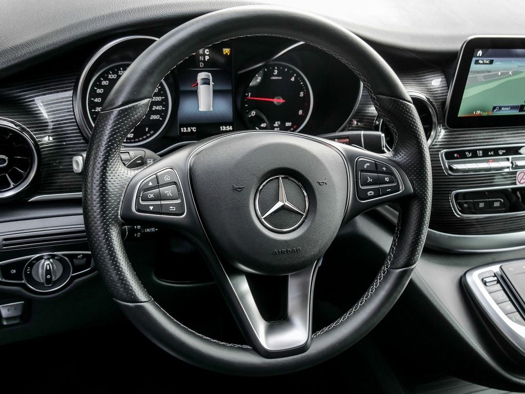 Mercedes-Benz V250 AVG EXTRA LONG 8 PLACES