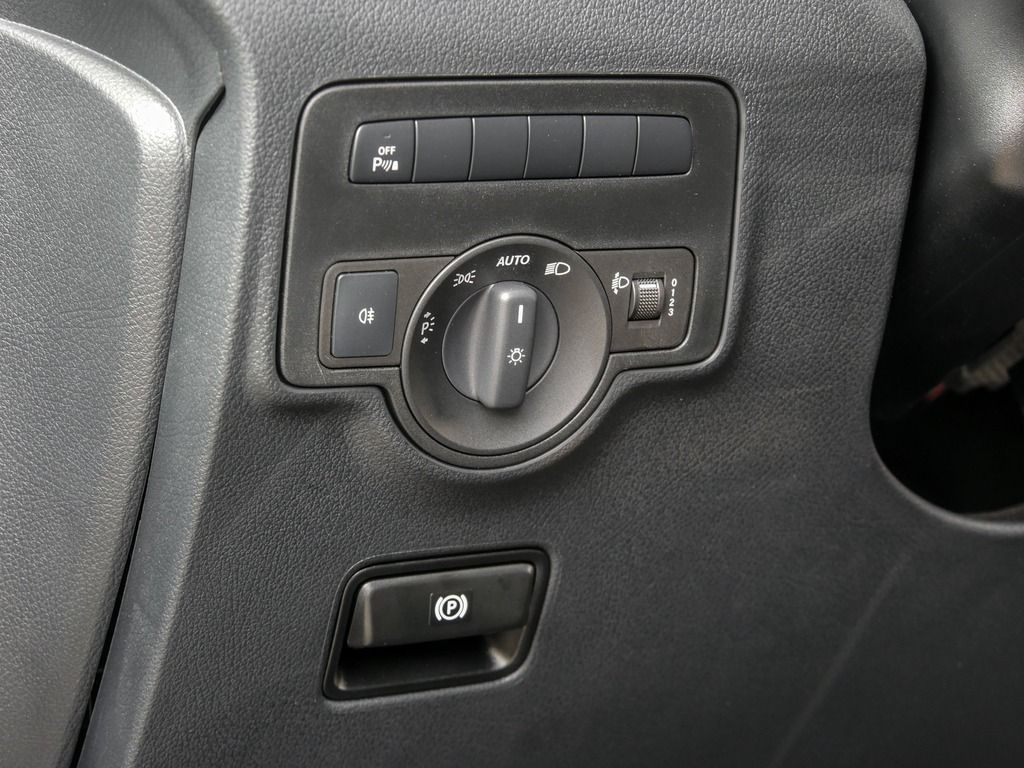 Mercedes-Benz E VITO 112 BOX LONG