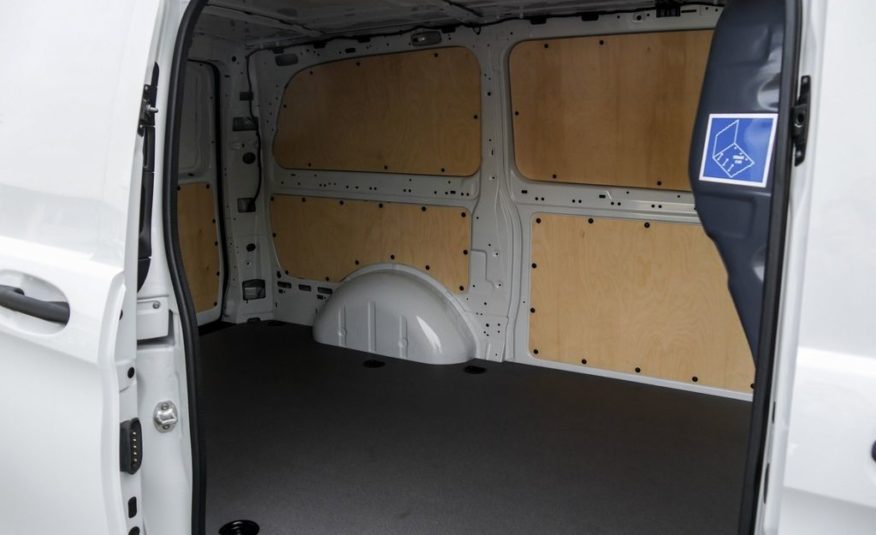 Mercedes-Benz E VITO 112 BOX LONG