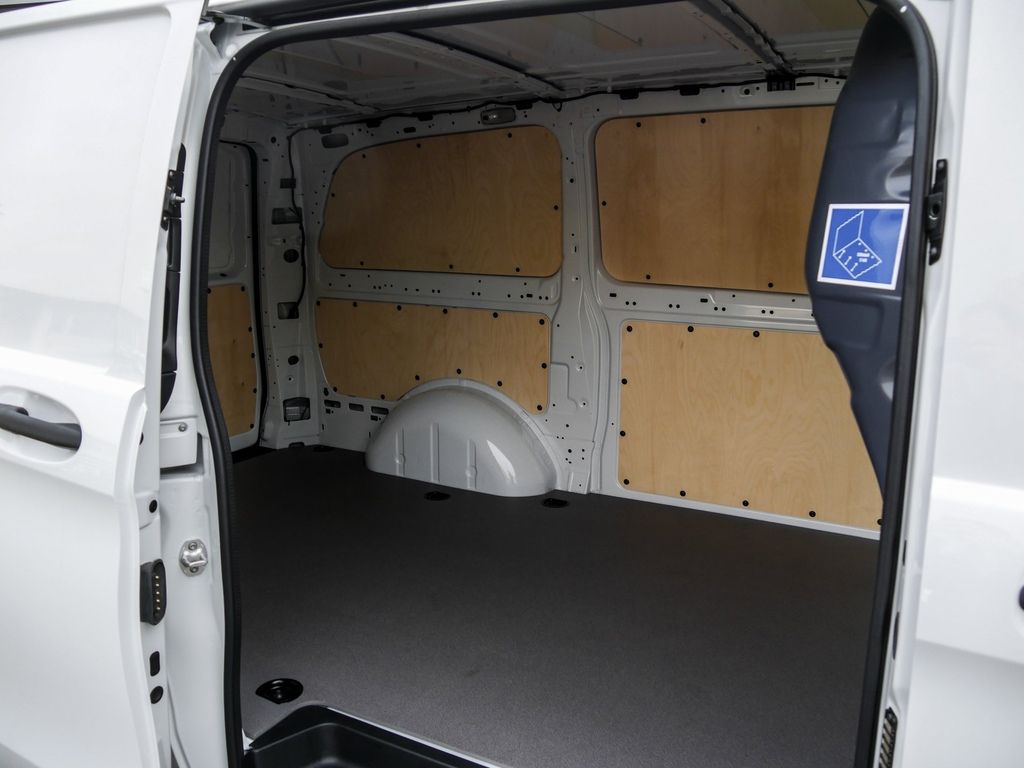 Mercedes-Benz E VITO 112 BOX LONG