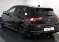 Volkswagen Golf VIII 2.0 TSI R-Line