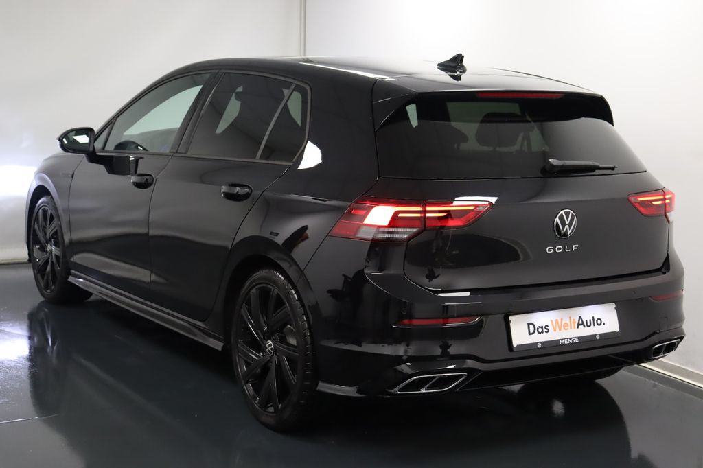 Volkswagen Golf VIII 2.0 TSI R-Line