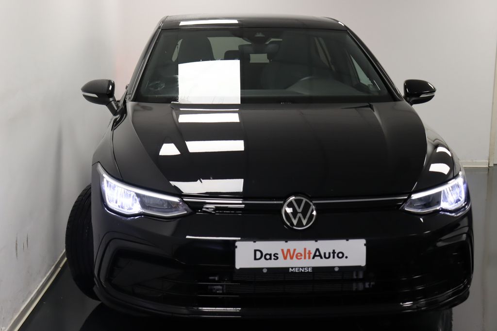 Volkswagen Golf VIII 2.0 TSI R-Line