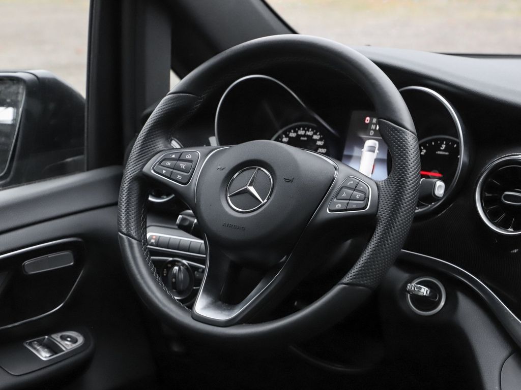 Mercedes-Benz V 250 Long 7 Places