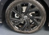 Volkswagen Golf VIII 2.0 TSI R-Line