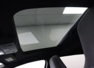 Volkswagen Golf VIII 2.0 TSI R-Line