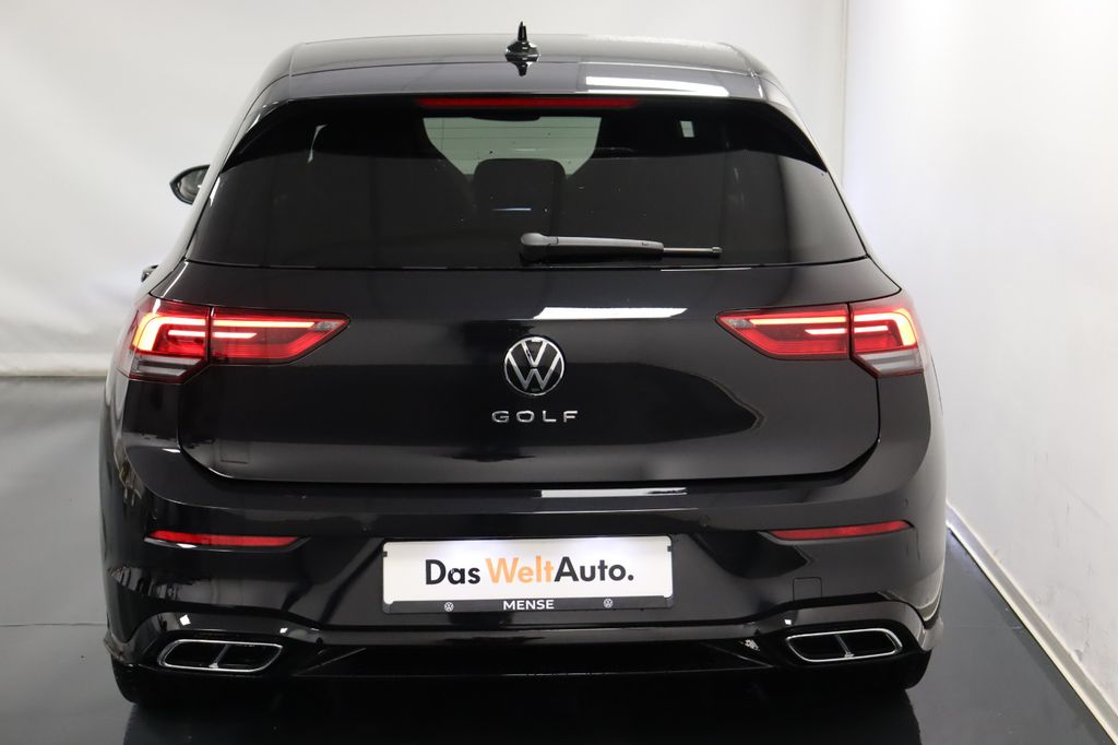 Volkswagen Golf VIII 2.0 TSI R-Line
