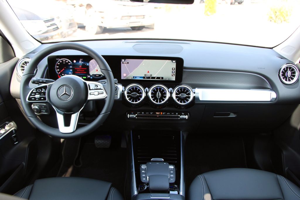 Mercedes-Benz EQB 250