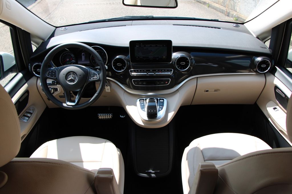 Mercedes-Benz V 300 Marco Polo