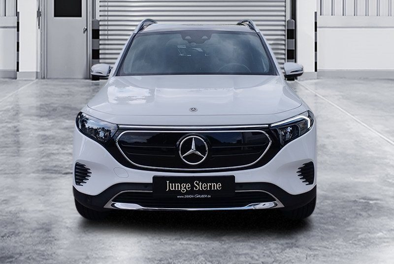 Mercedes Benz EQB 300 4M