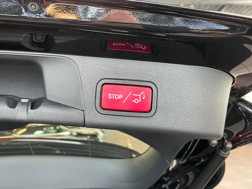 Mercedes Benz EQB 300 4M