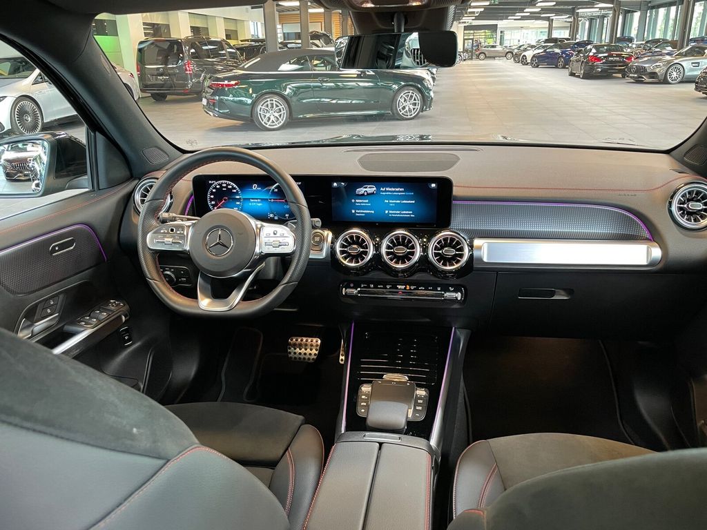 Mercedes Benz EQB 300 4M