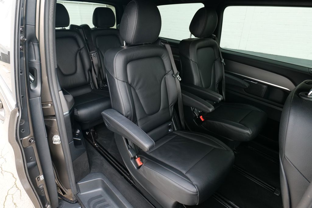 Mercedes-Benz V 250 Long 4Matic AMG