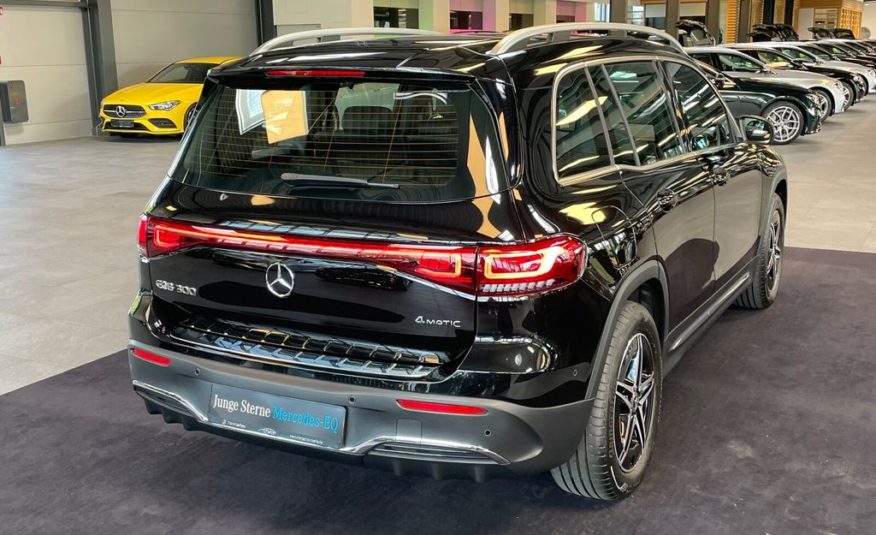 Mercedes Benz EQB 300 4M