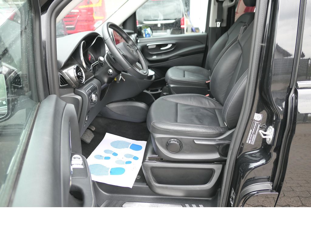 Mercedes-Benz V 300 long avant-garde.