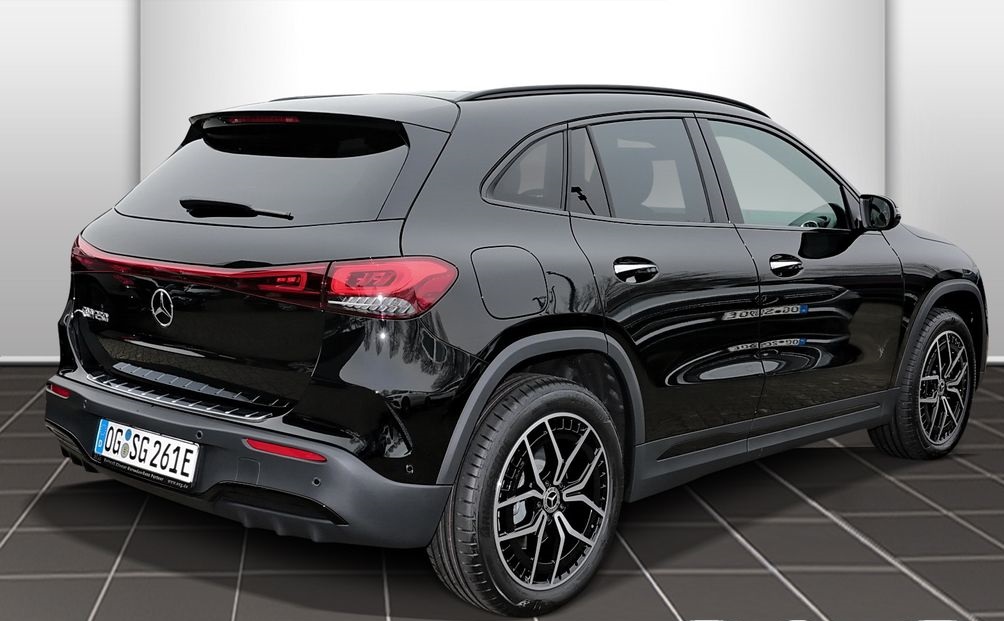 Mercedes-Benz EQA 250 AMG