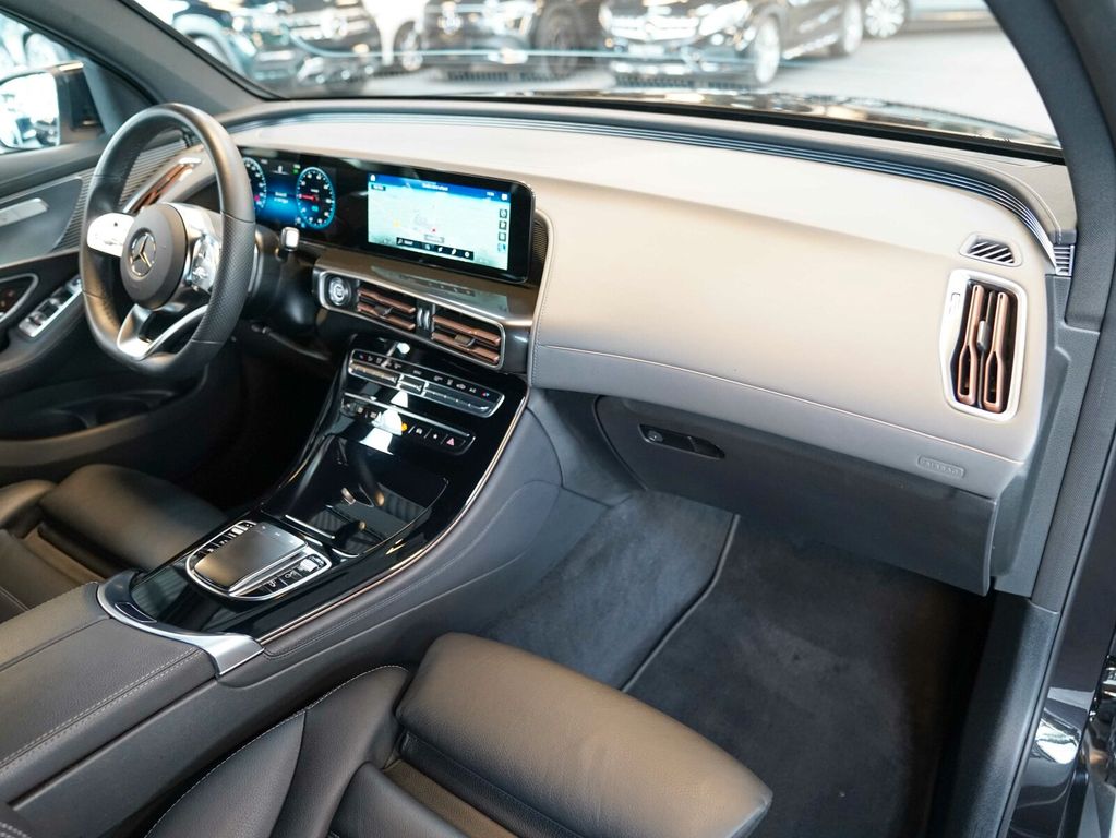 Mercedes-Benz EQC 400 4M