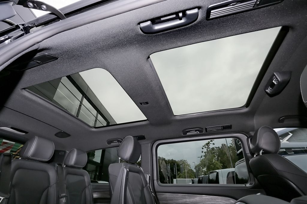 Mercedes-Benz EQV 300