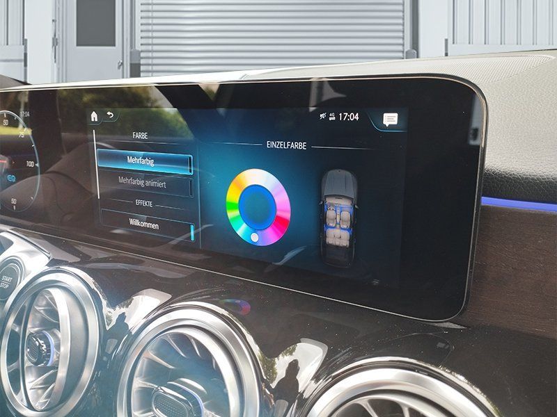 Mercedes Benz EQB 300 4M