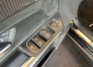 Mercedes Benz EQB 300 4M