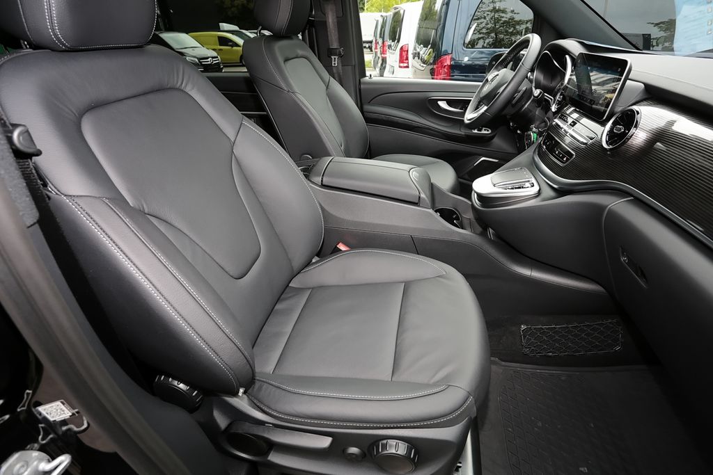 Mercedes-Benz EQV 300