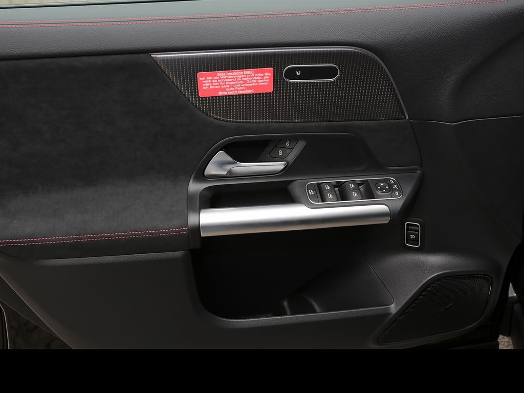 Mercedes-Benz EQA 250 AMG