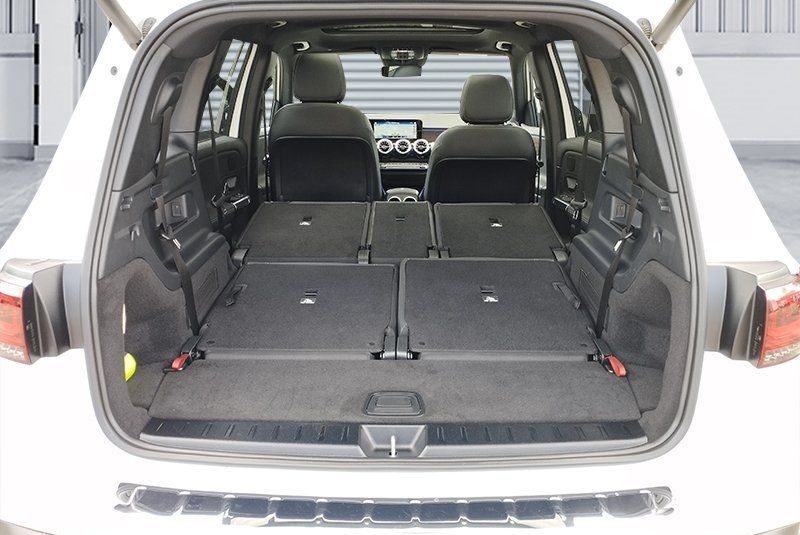 Mercedes Benz EQB 300 4M